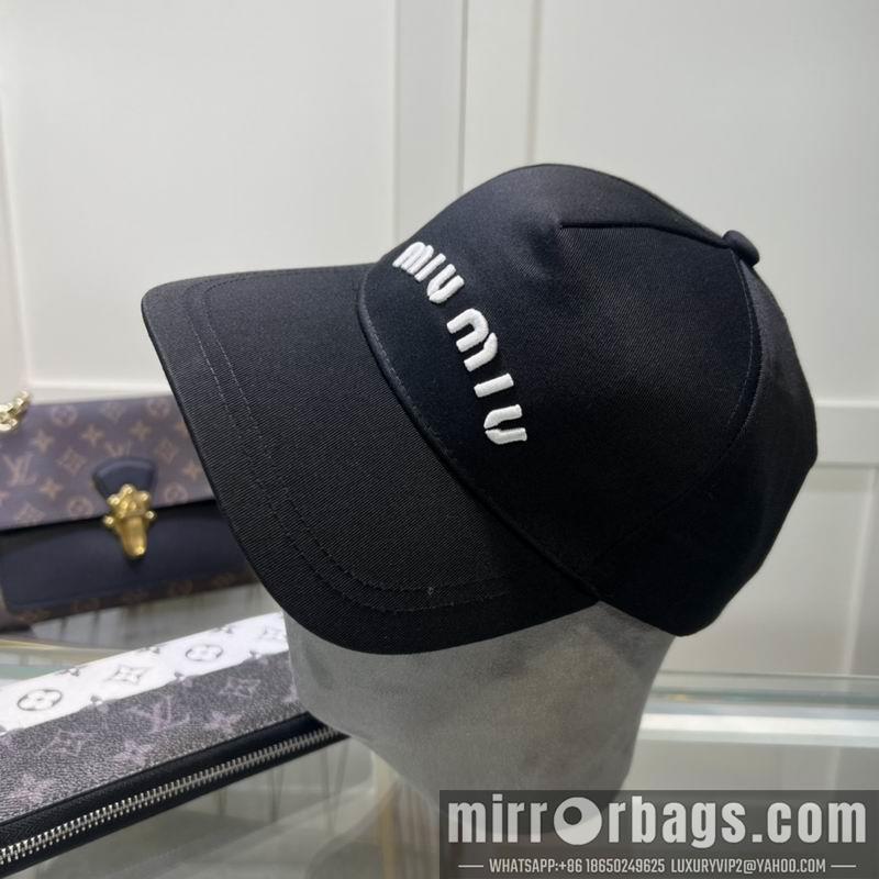 Miumiu Hat dx42