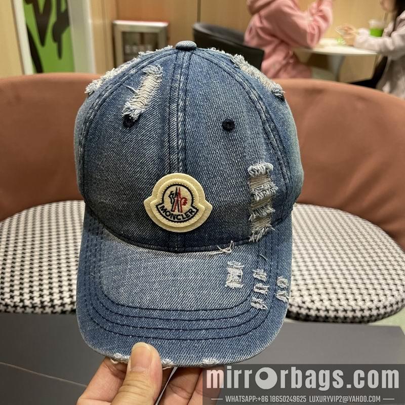 Moncler Hat 041404