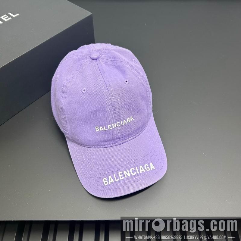 Balenciaga Hat dx16