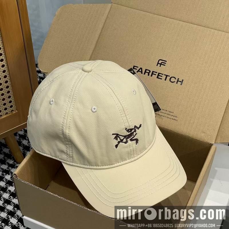 Arcteryx Hat dx12