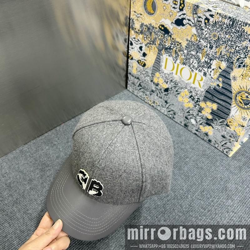 Balenciaga Hat dx114