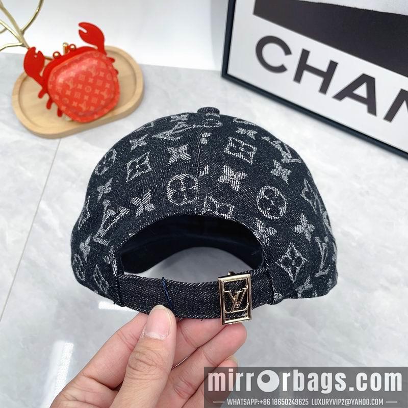 LV Hat dx01