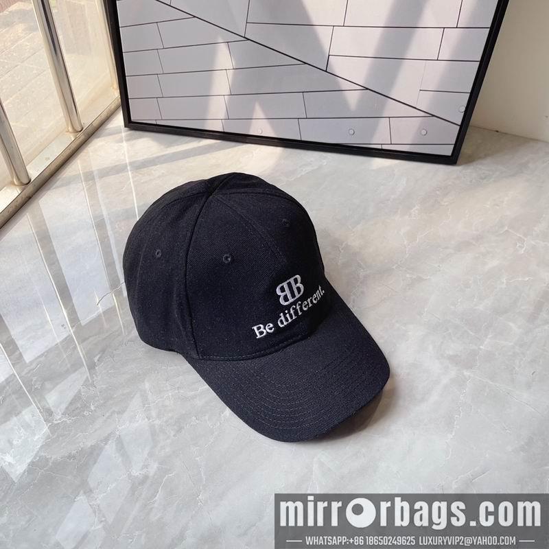 Balenciaga Hat 041703