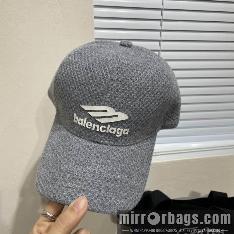 Balenciaga Hat 053101