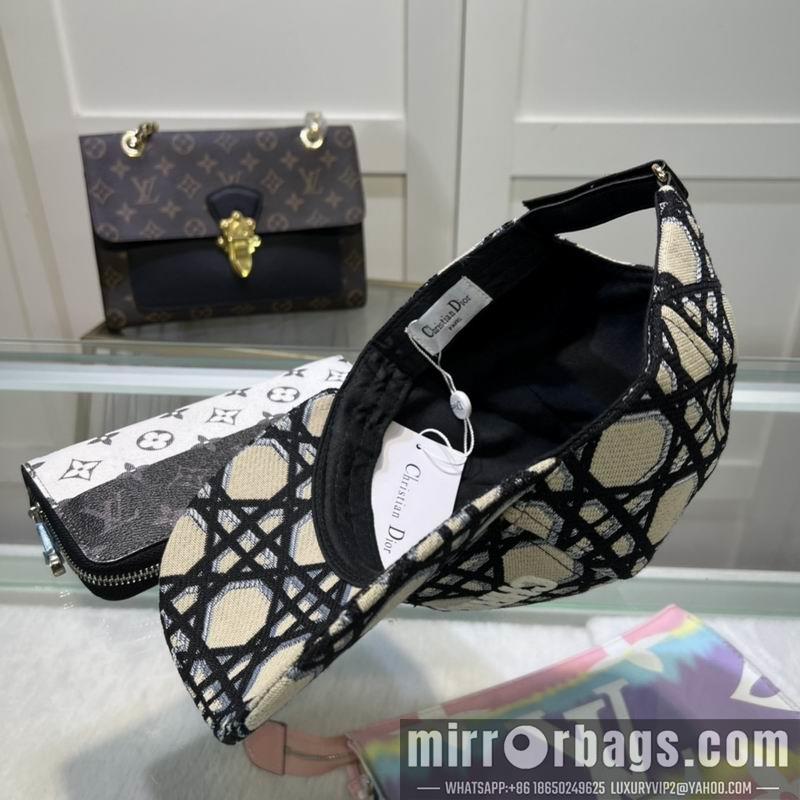 Dior Hat dx33