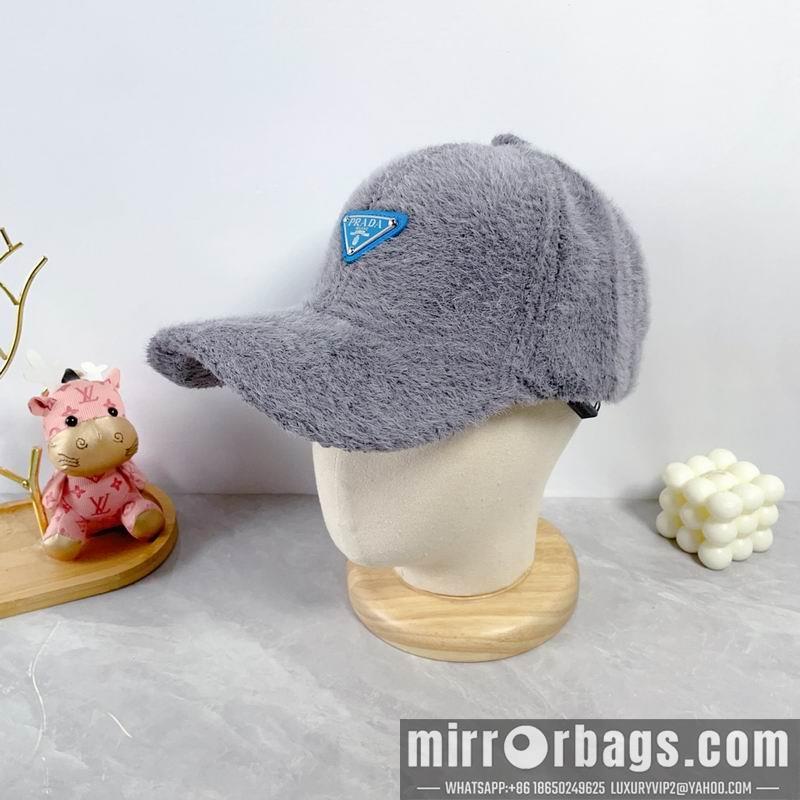 Prada Hat dx38