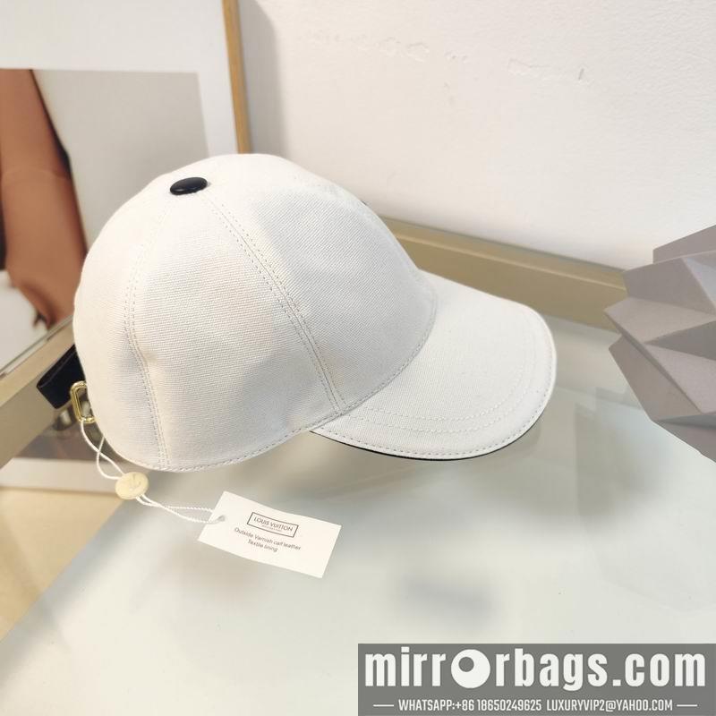 LV Hat dx111