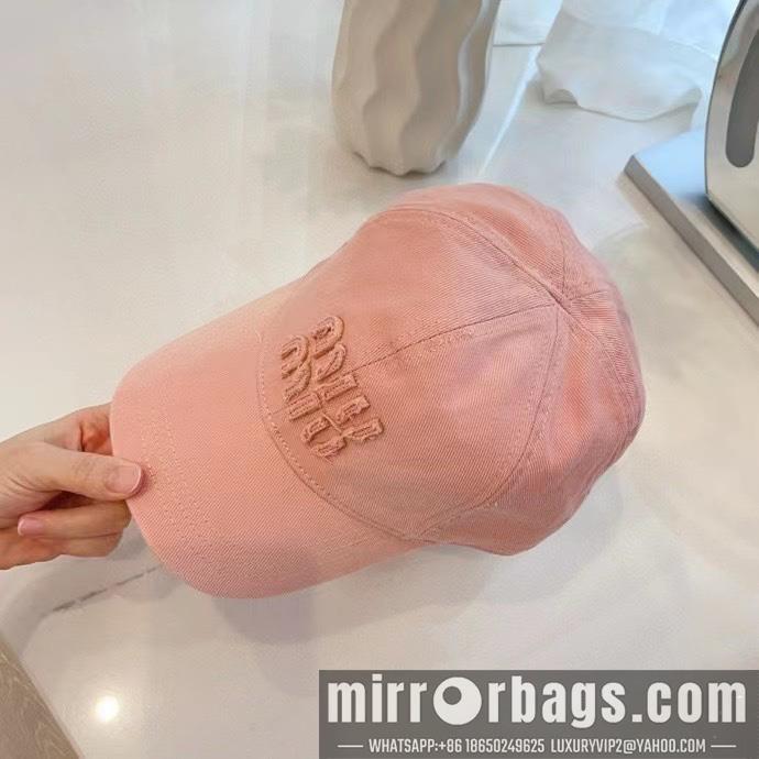Miumiu Hat 091402