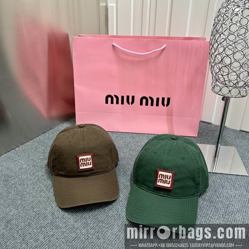 Miumiu Hat dx71