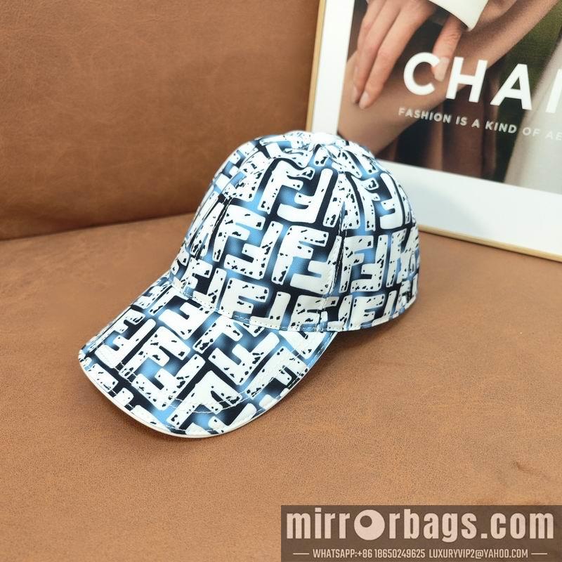 Fendi Hat dx40