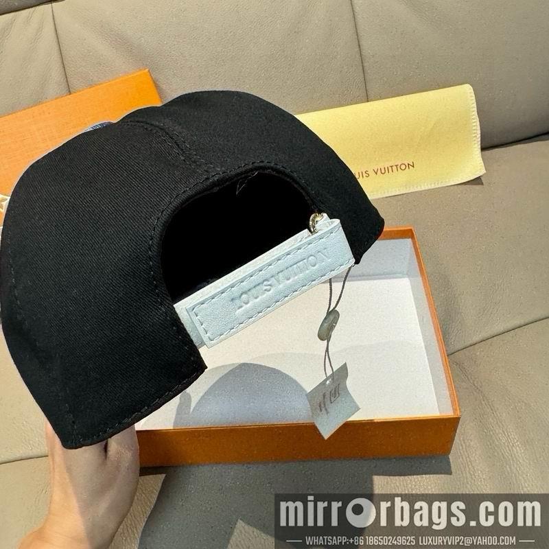 LV Hat dx02