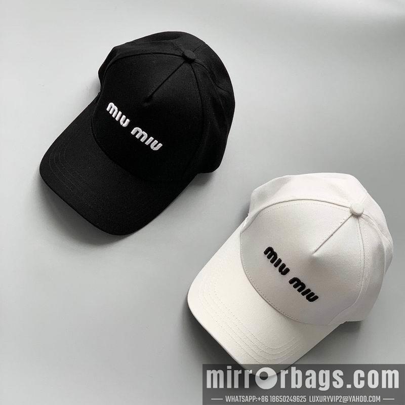 Miumiu Hat dx32