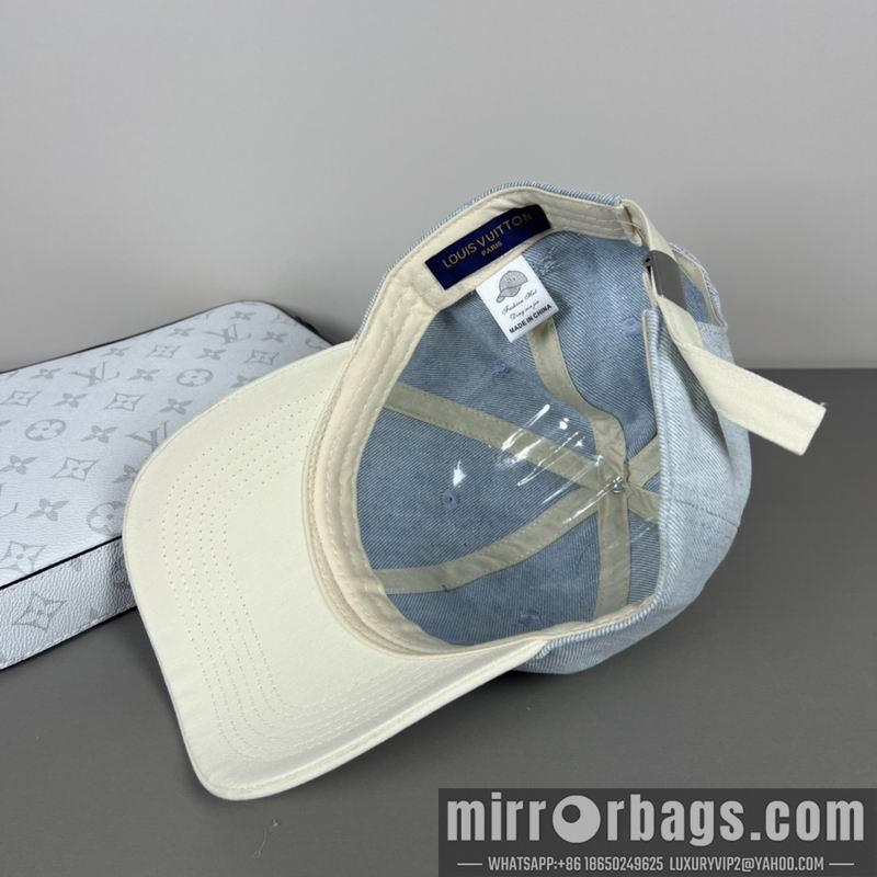 LV Hat dx19