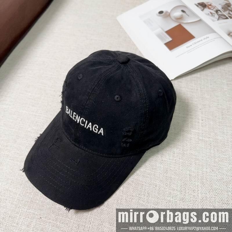 Balenciaga Hat dx115