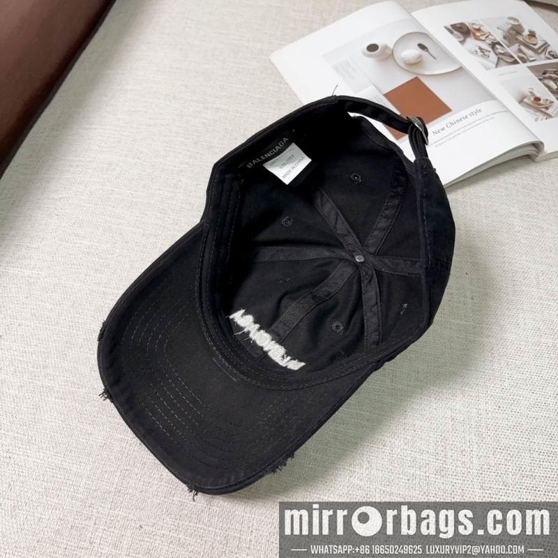 Balenciaga Hat dx115