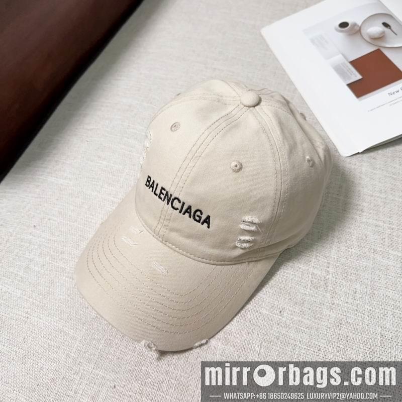 Balenciaga Hat dx115