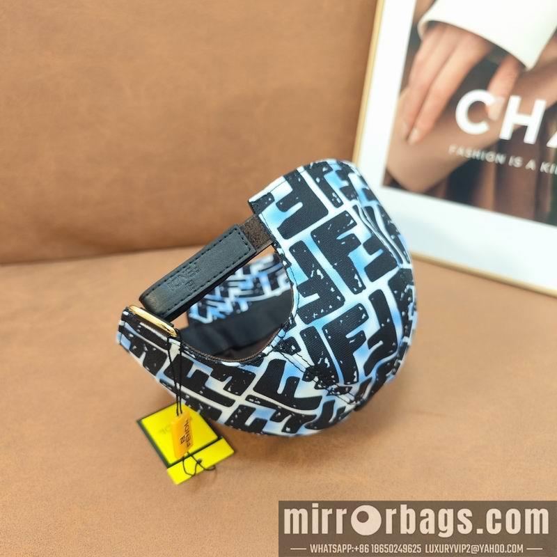 Fendi Hat dx40