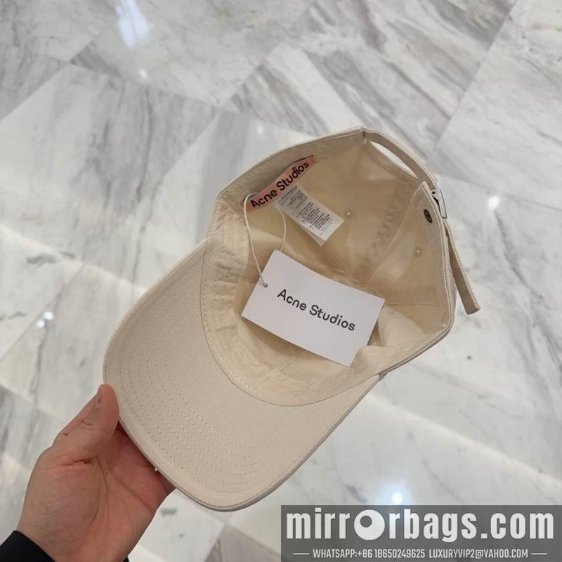 Acne Hat dx20