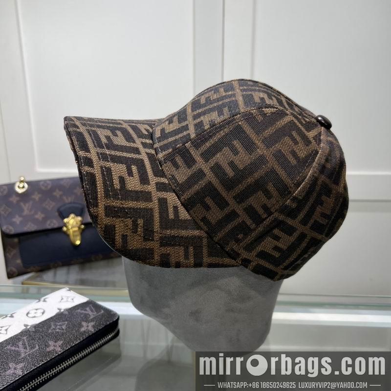 Fendi Hat dx63