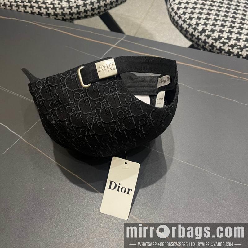 Dior Hat 083003