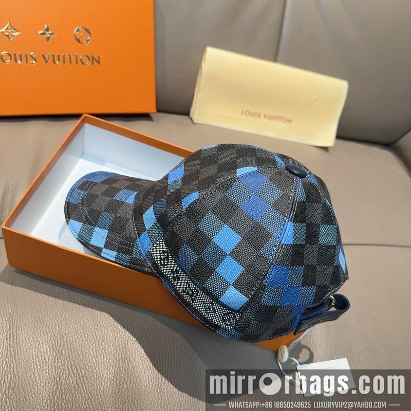 LV Hat dx161