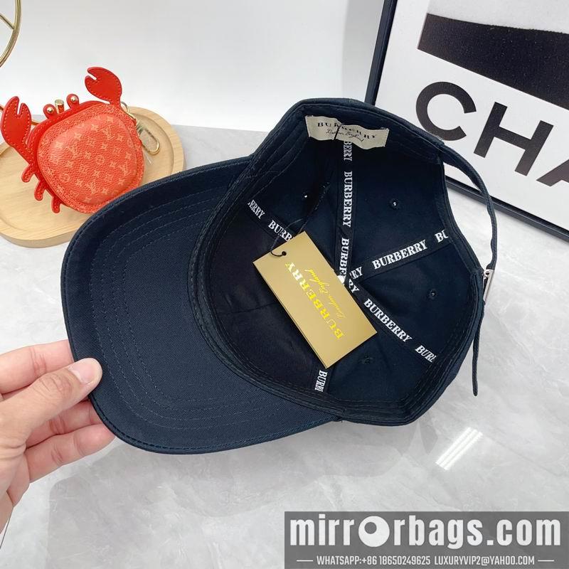 Burberry Hat dx04