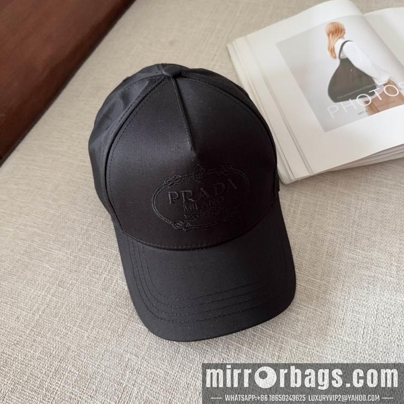 Prada Hat dx15