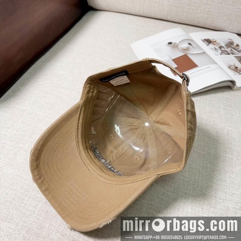Balenciaga Hat dx115