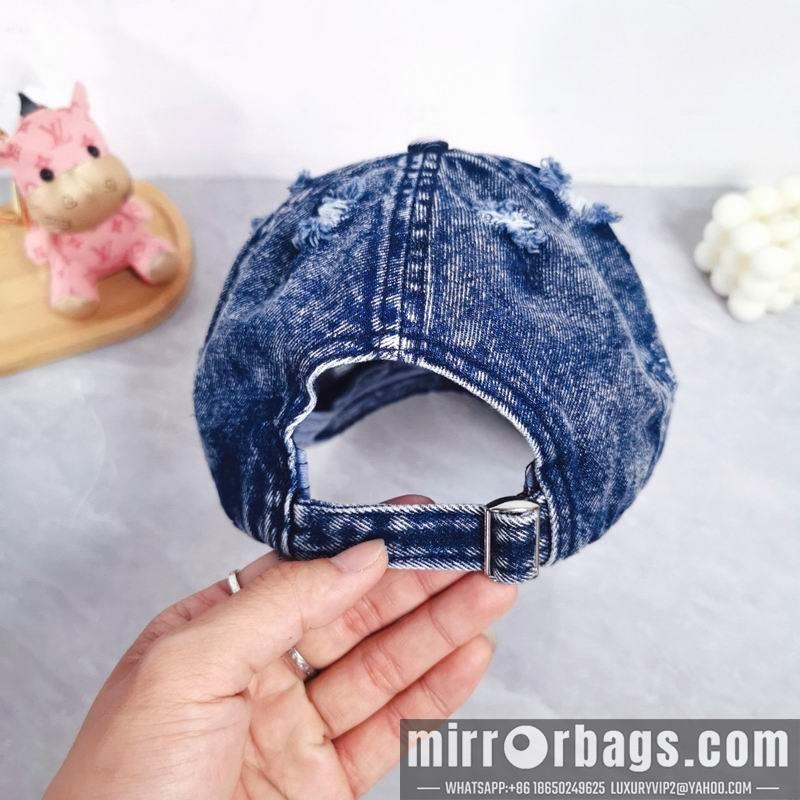 Celine Hat dx16