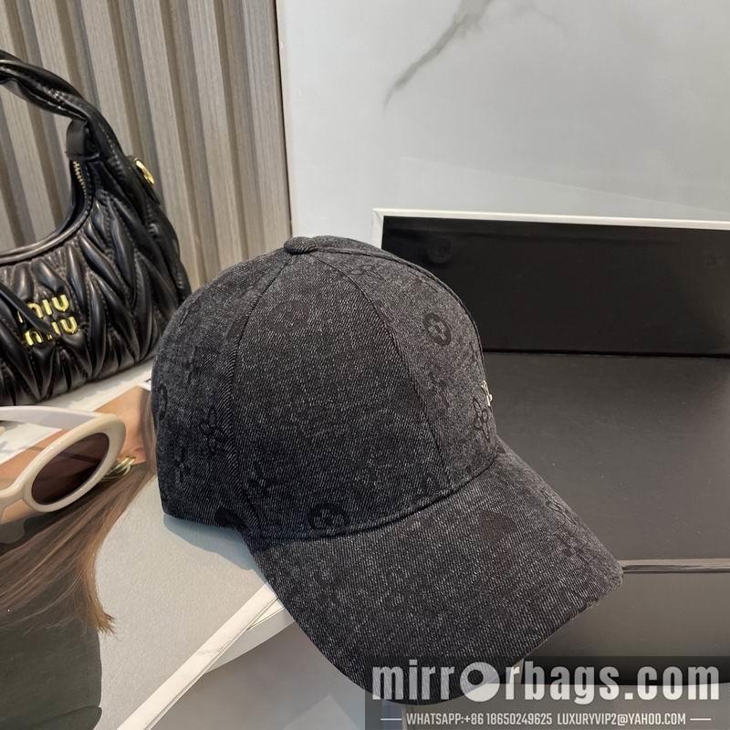 LV Hat dx70