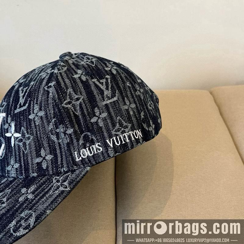 LV Hat dx42