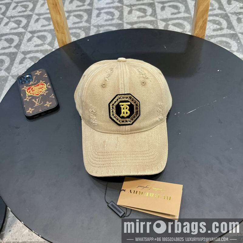 Burberry Hat 041701