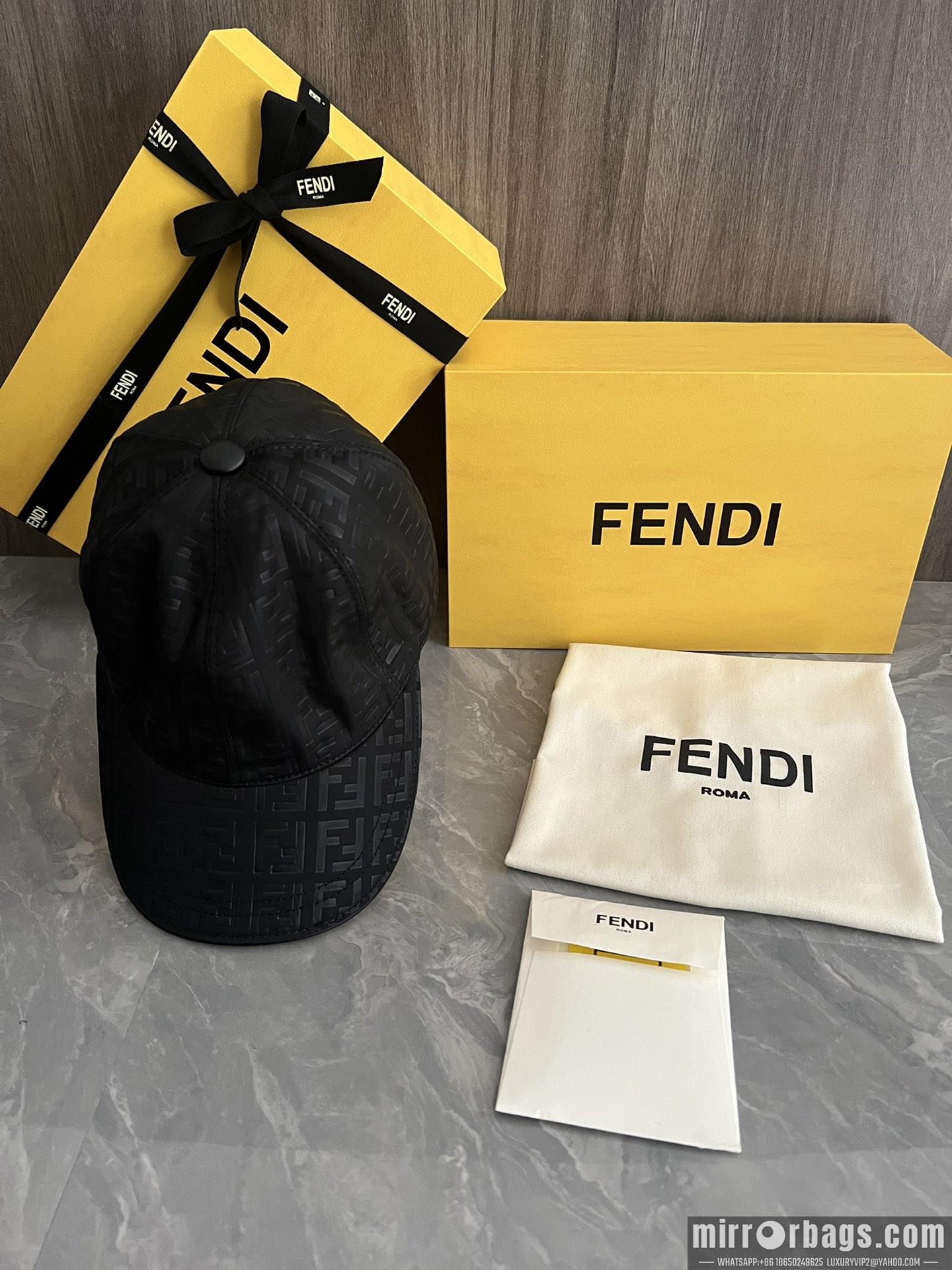 Fendi Hat dx87