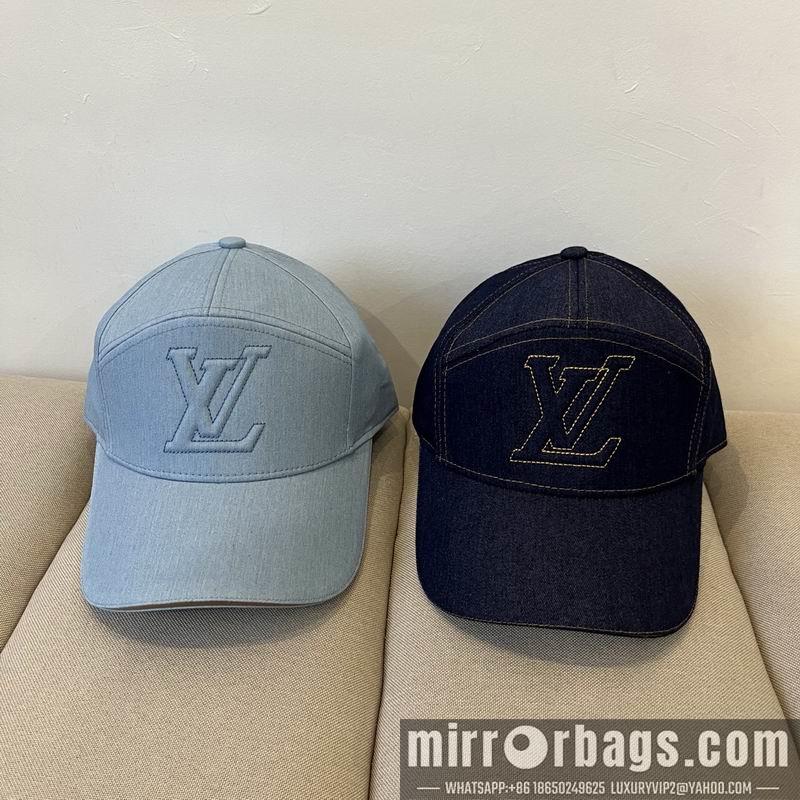 LV Hat dx32