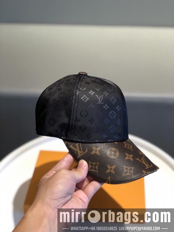 LV Hat 071202