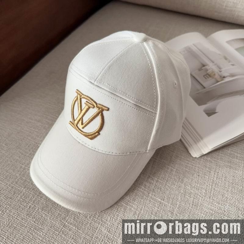LV Hat dx26