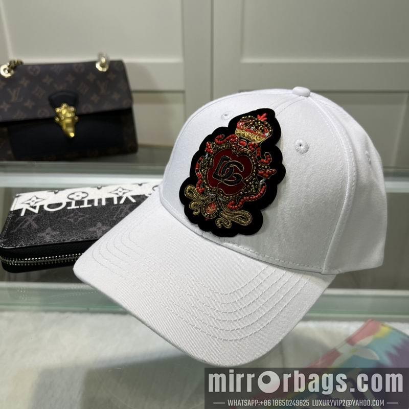 DG Hat dx06