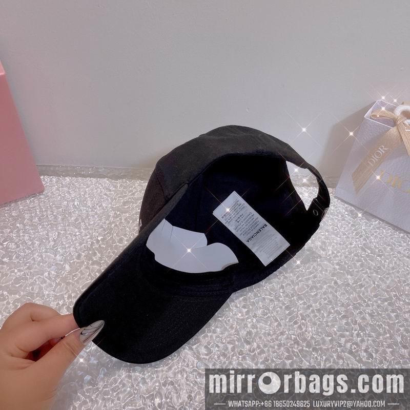 Balenciaga Hat 091404
