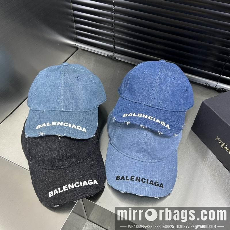 Balenciaga Hat dx21
