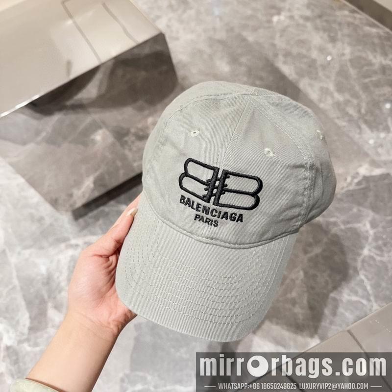 Balenciaga Hat 041701