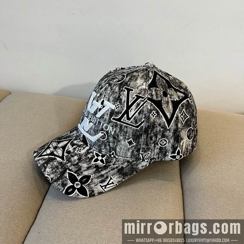 LV Hat dx39
