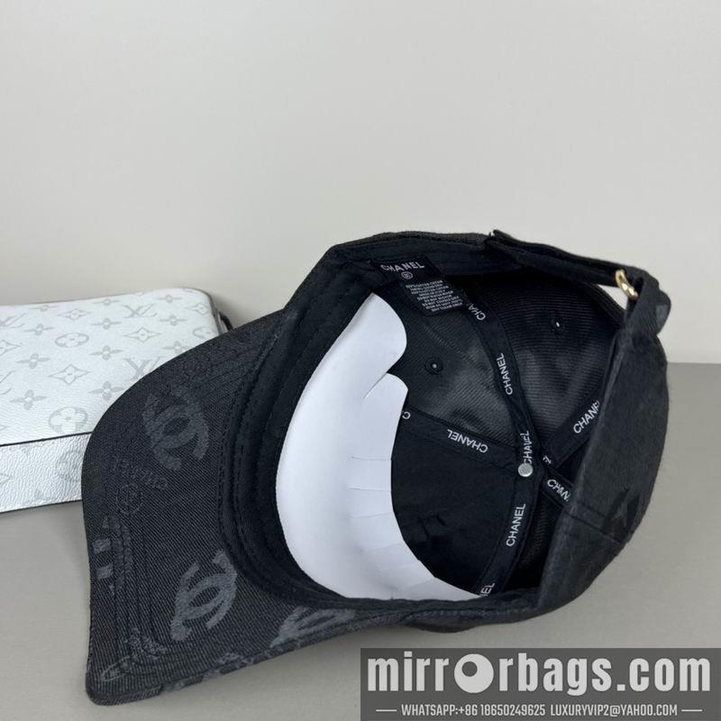 Chanel Hat dx25