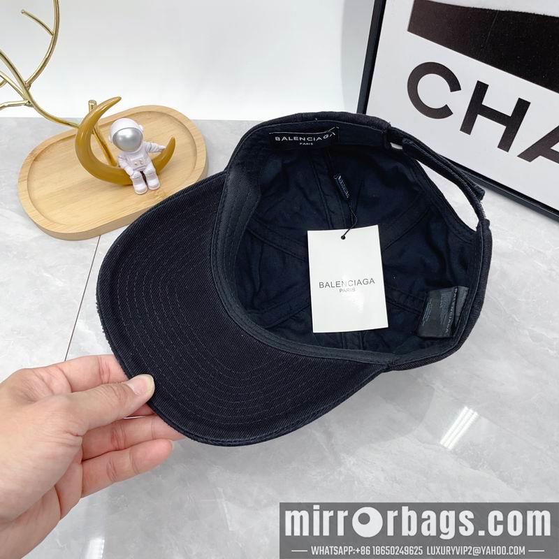 Balenciaga Hat dx50