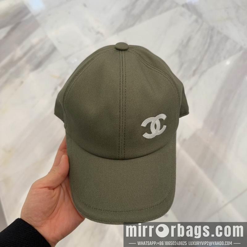 Chanel Hat dx40