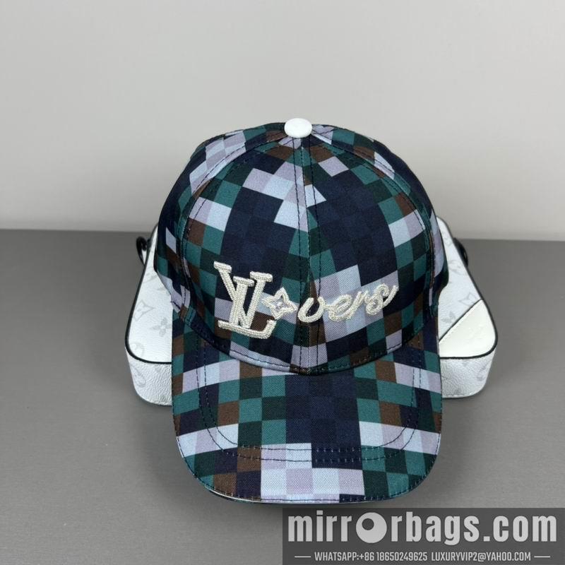 LV Hat dx69