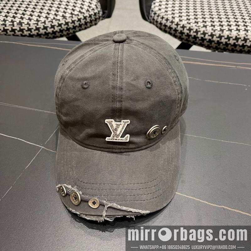 LV Hat 102802