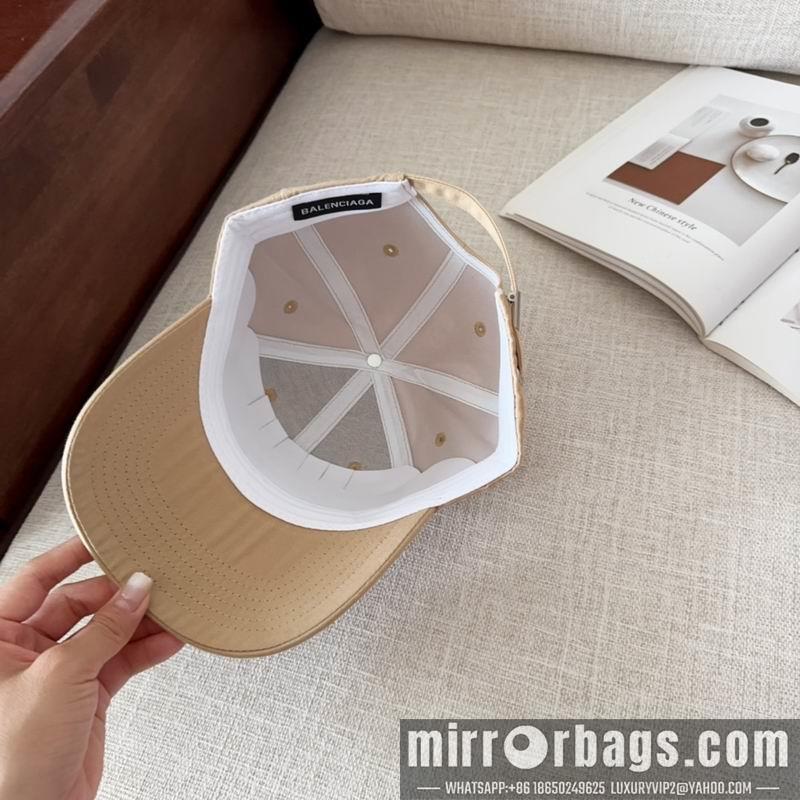 Balenciaga Hat dx104