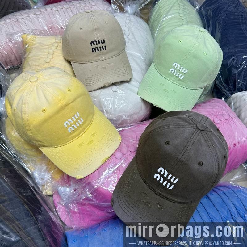 Miumiu Hat dx39