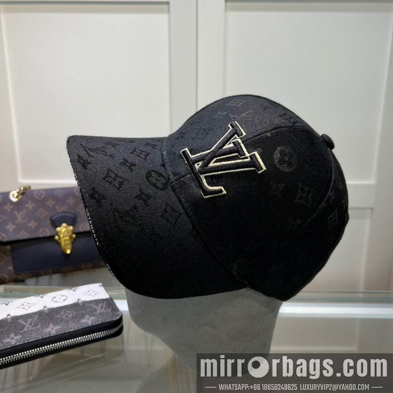 LV Hat dx24