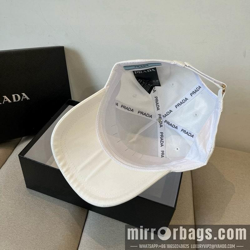 Prada Hat dx26